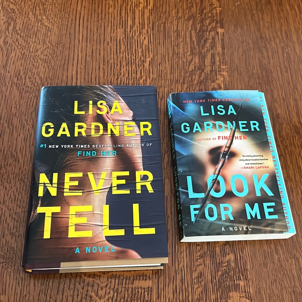 ✨4for12✨Lisa Gardner Book Lot Never Tell/Look For Me